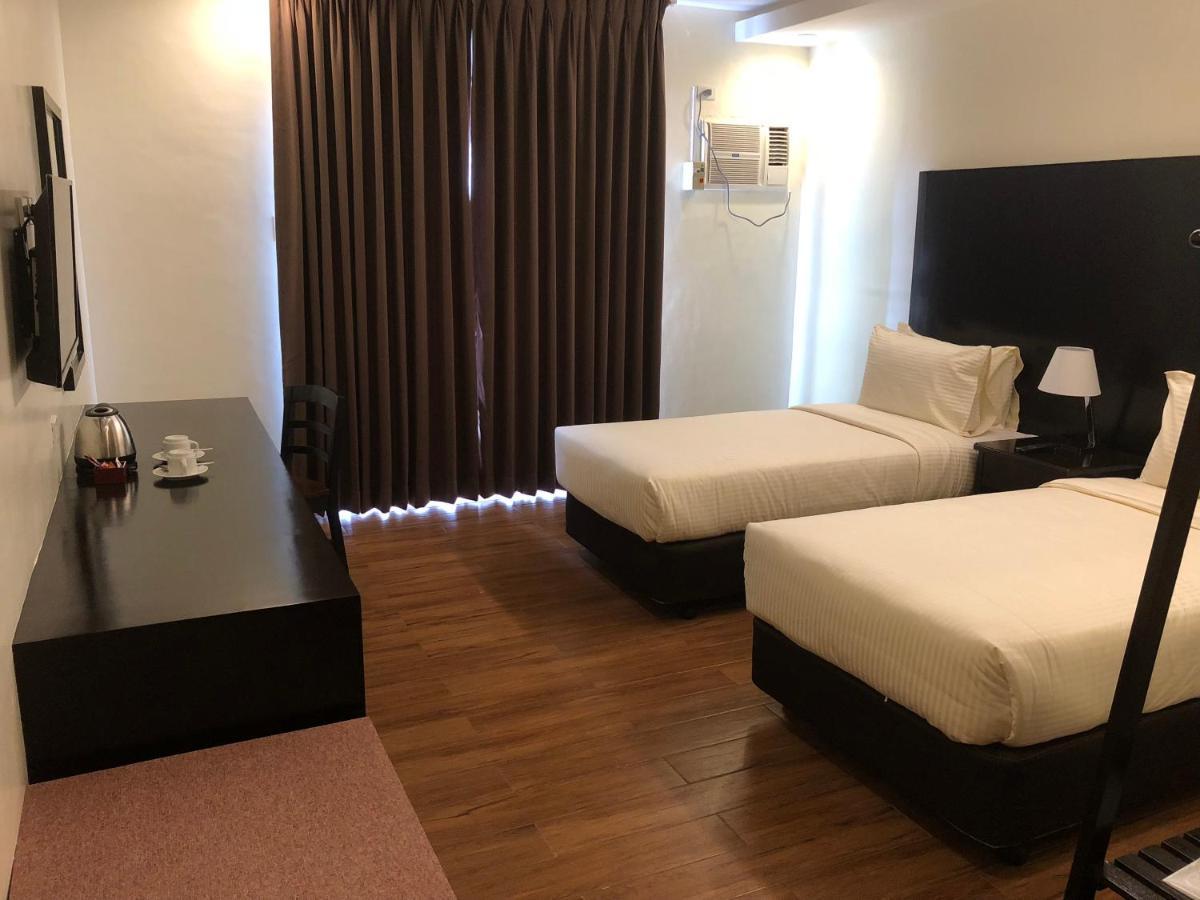 Pina Suites Ормок Екстер'єр фото