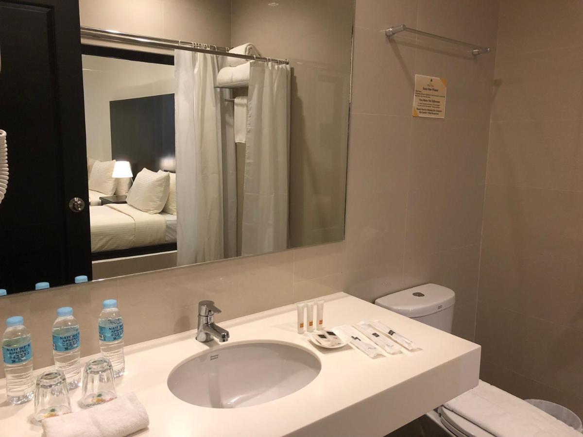 Pina Suites Ормок Екстер'єр фото