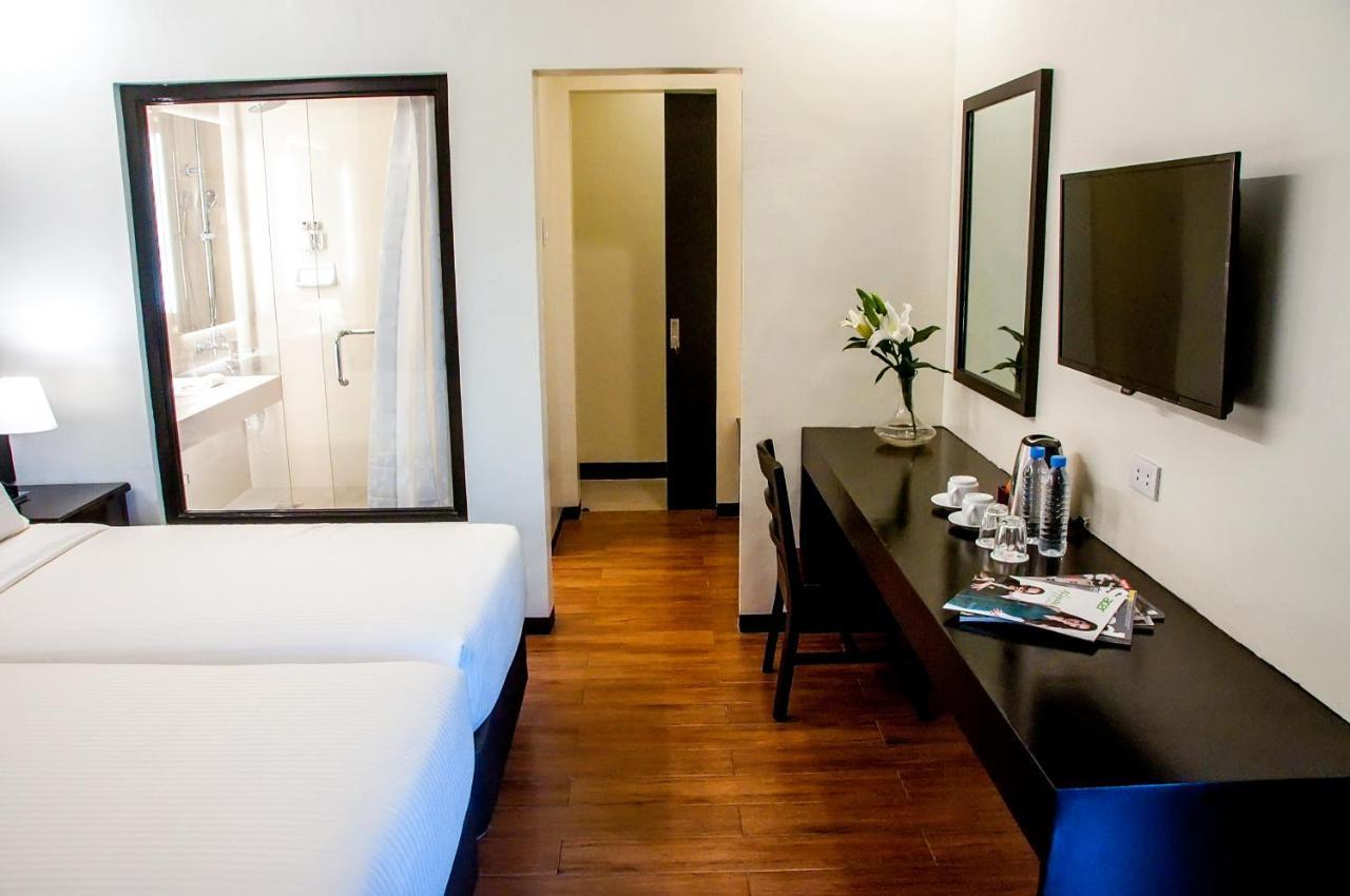Pina Suites Ормок Екстер'єр фото